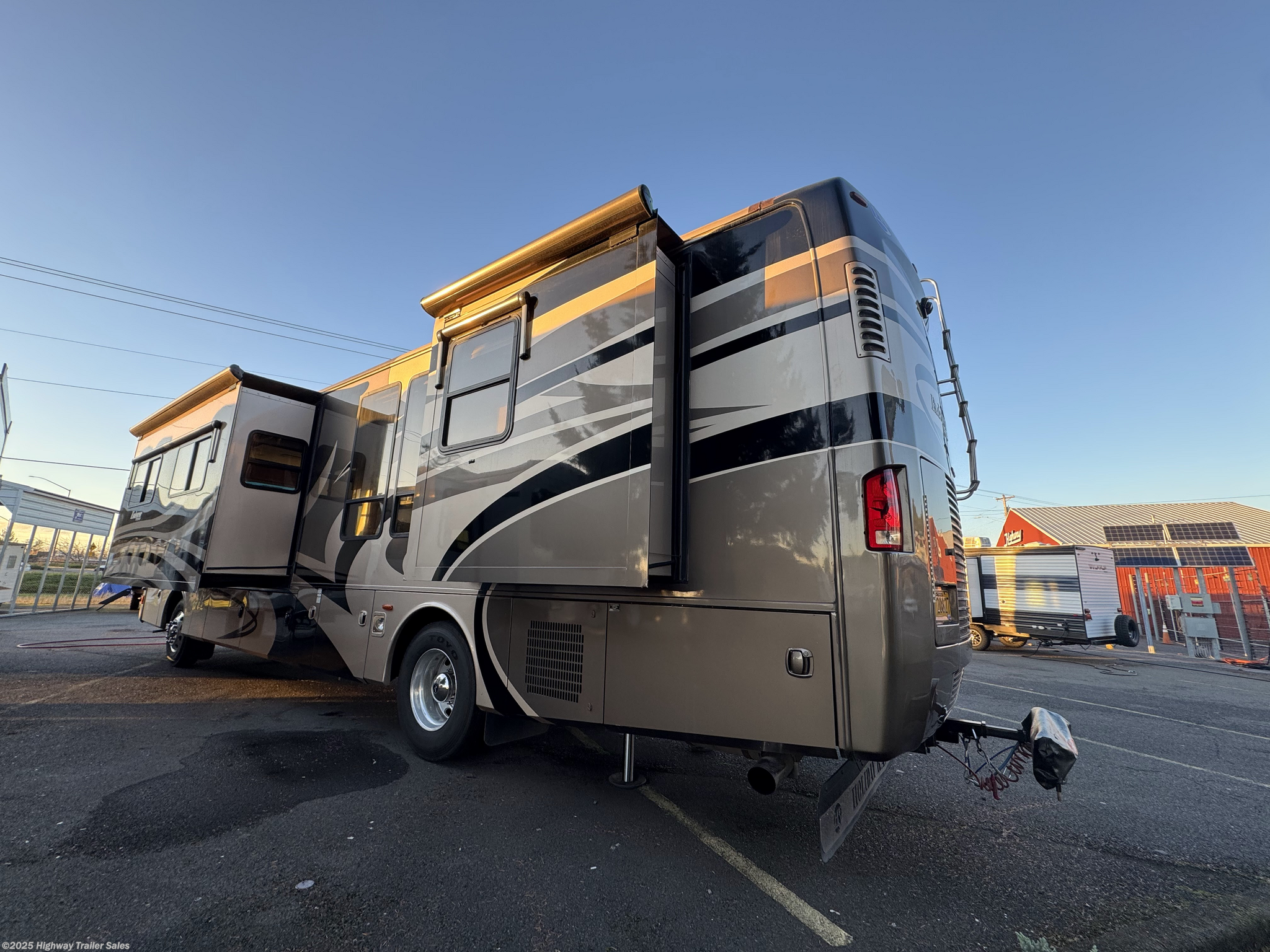 Used 2007 Holiday Rambler Endeavor 40SKQ available in Salem, Oregon
