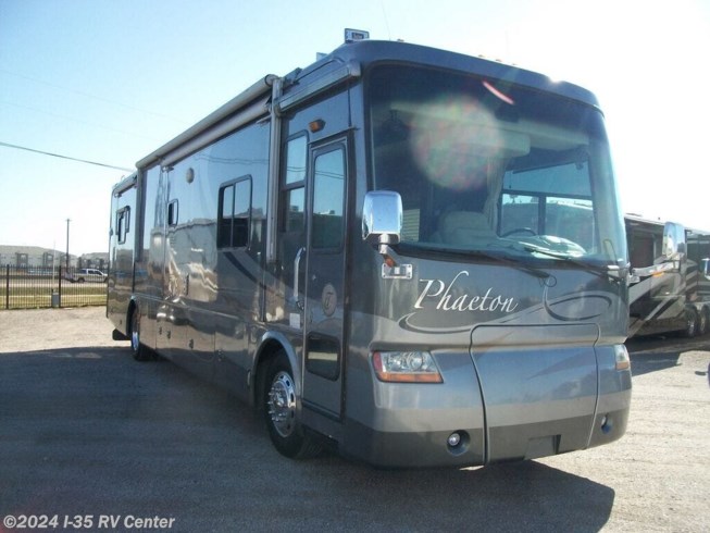 2006 Tiffin 40 QSH - Used Class A For Sale by I-35 RV Center in Denton, Texas