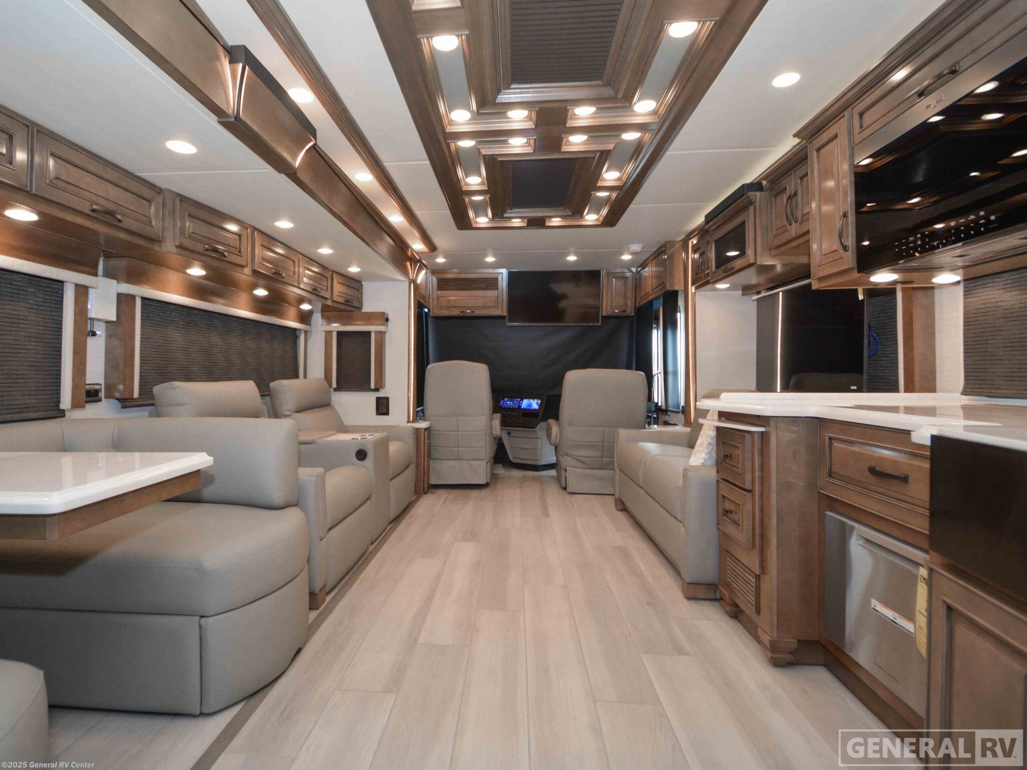 New 2026 Newmar Dutch Star 4081 available in Winter Garden, Florida