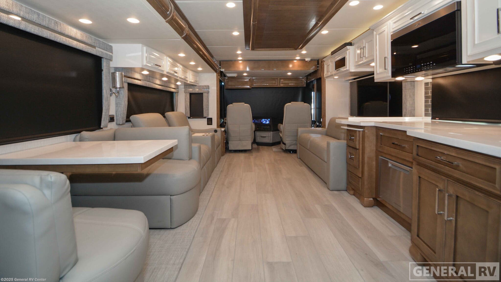 New 2026 Newmar Ventana 4037 available in Winter Garden, Florida