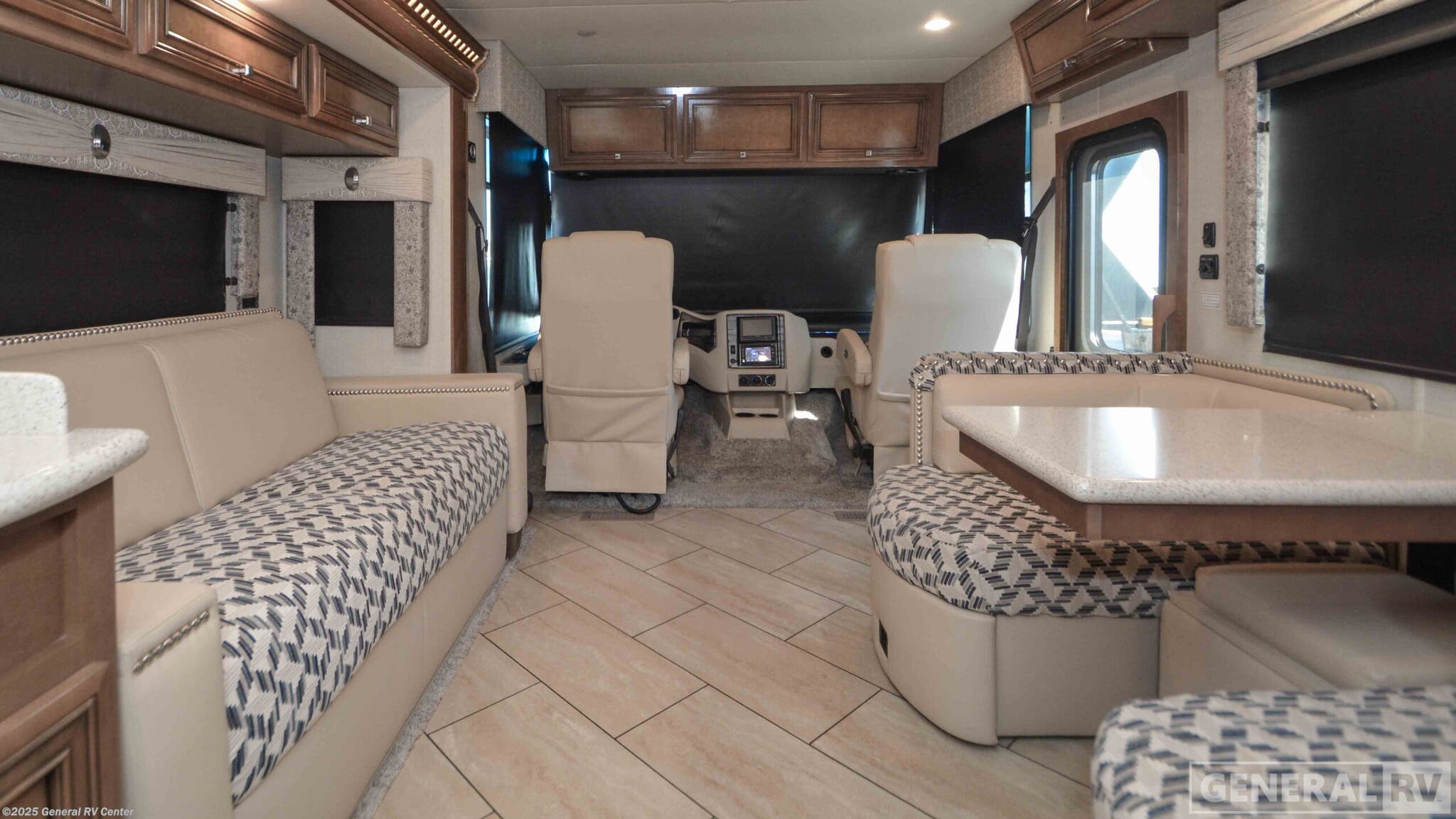 Used 2019 Newmar Bay Star 3014 available in Winter Garden, Florida