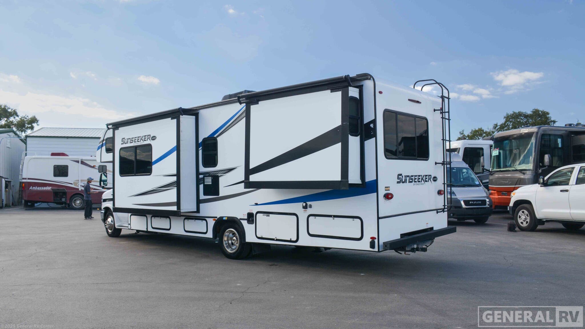 Contact us now about this 2021 Forest River Sunseeker 2860DSF! 2021 Sunseeker 2860DSF by Forest River from General RV Center in Winter Garden, Florida