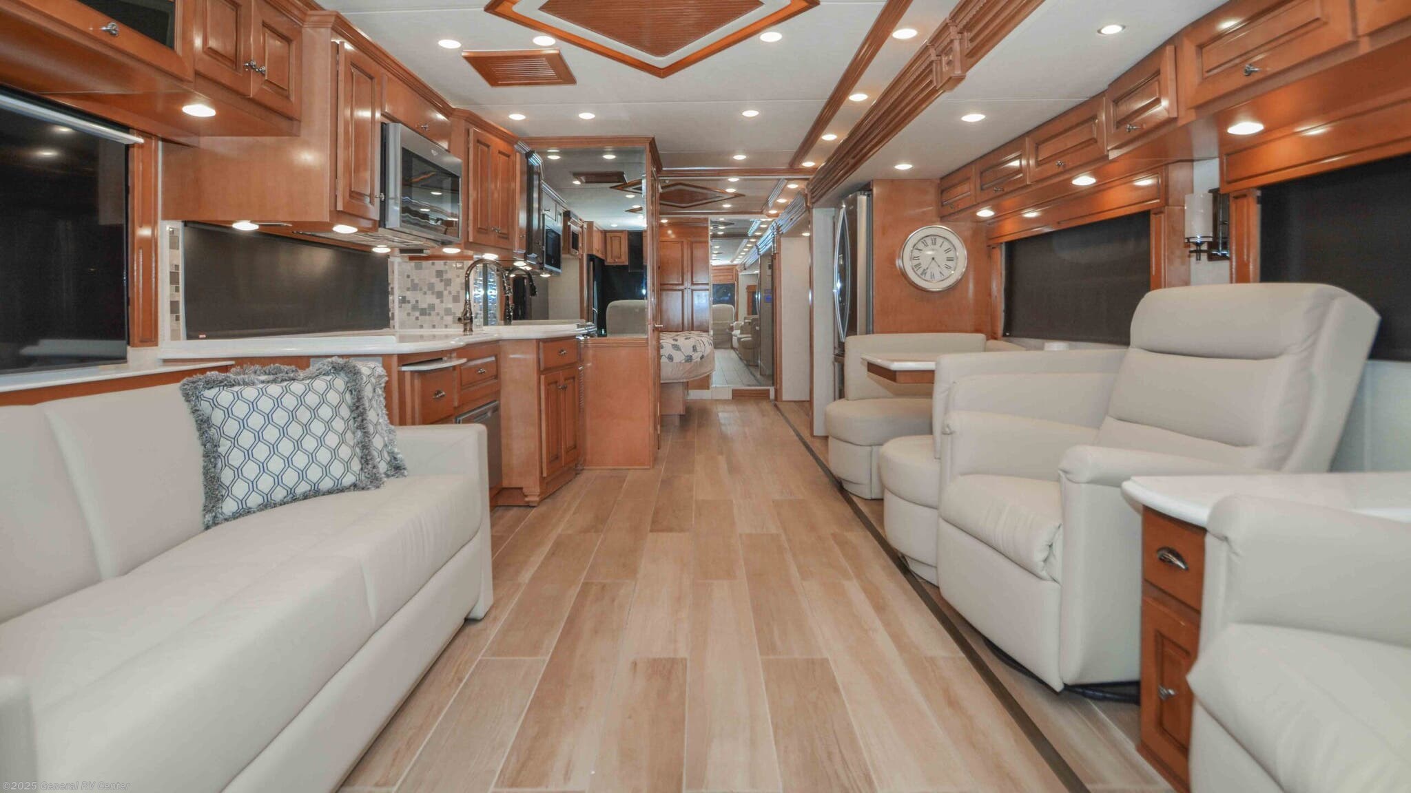 Call now about this 2021 Newmar DUTCHSTAR 4369-3S! 2021 Newmar DUTCHSTAR 4369-3S - Used Class A For Sale by General RV Center in Winter Garden, Florida