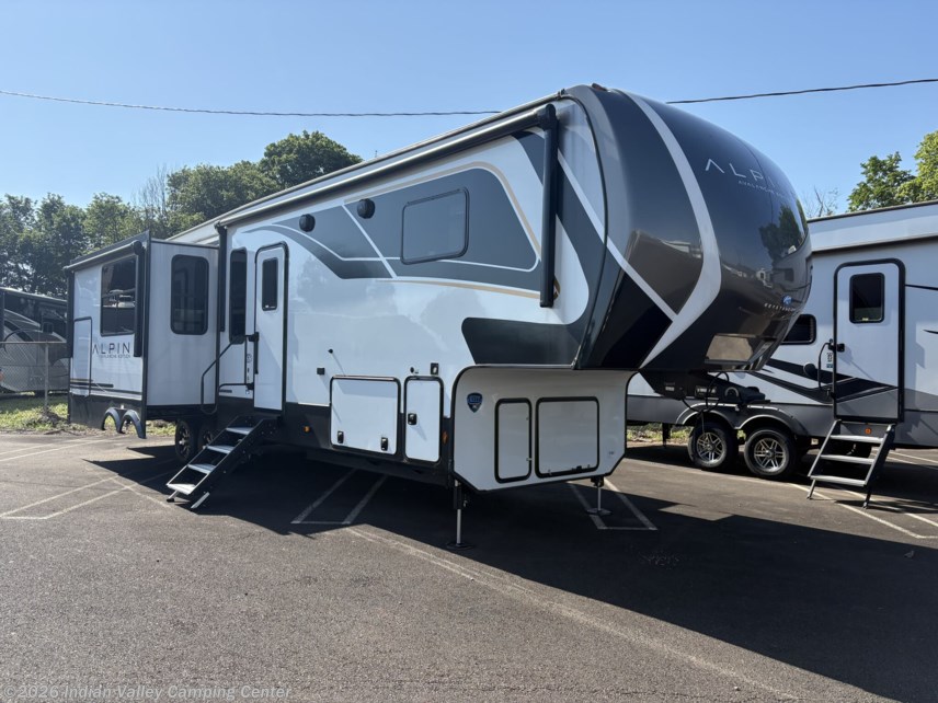 New 2024 Keystone Avalanche 338GK available in Souderton, Pennsylvania