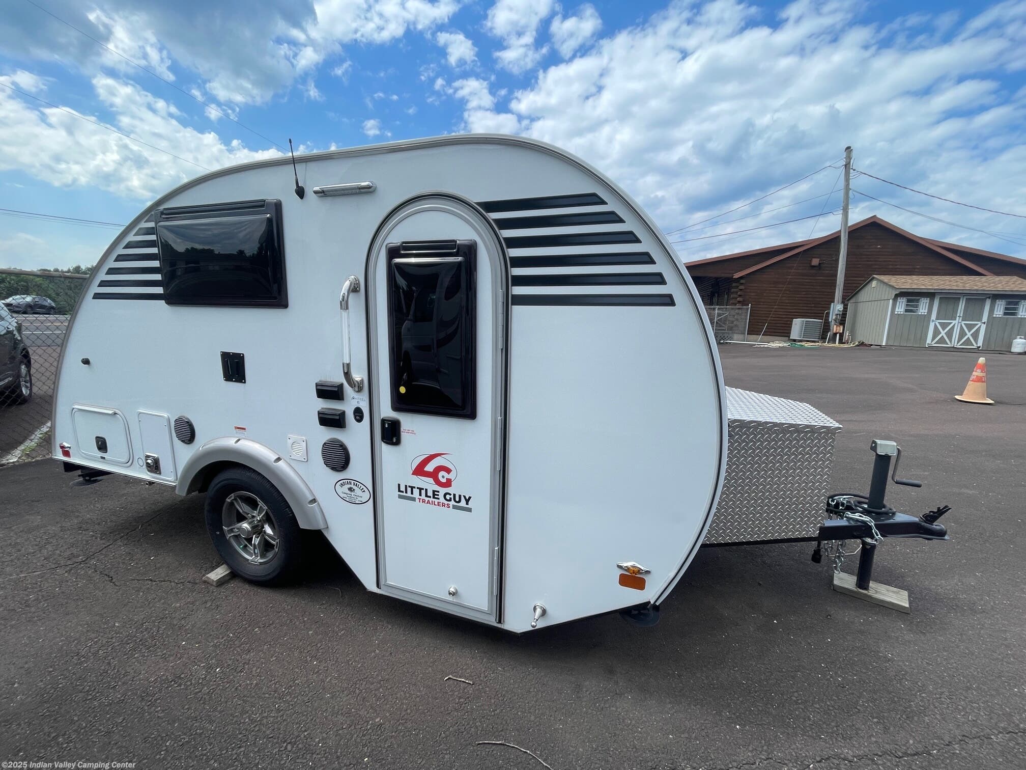 Call now about this 2022 Little Guy Trailers Micro Max Micro Max! 2022 Little Guy Trailers Micro Max Micro Max - New Travel Trailer For Sale by Indian Valley Camping Center in Souderton, Pennsylvania