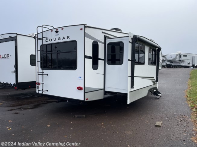 2024 Keystone Cougar Half-Ton 29RLISE - New Fifth Wheel For Sale by Indian Valley Camping Center in Souderton, Pennsylvania