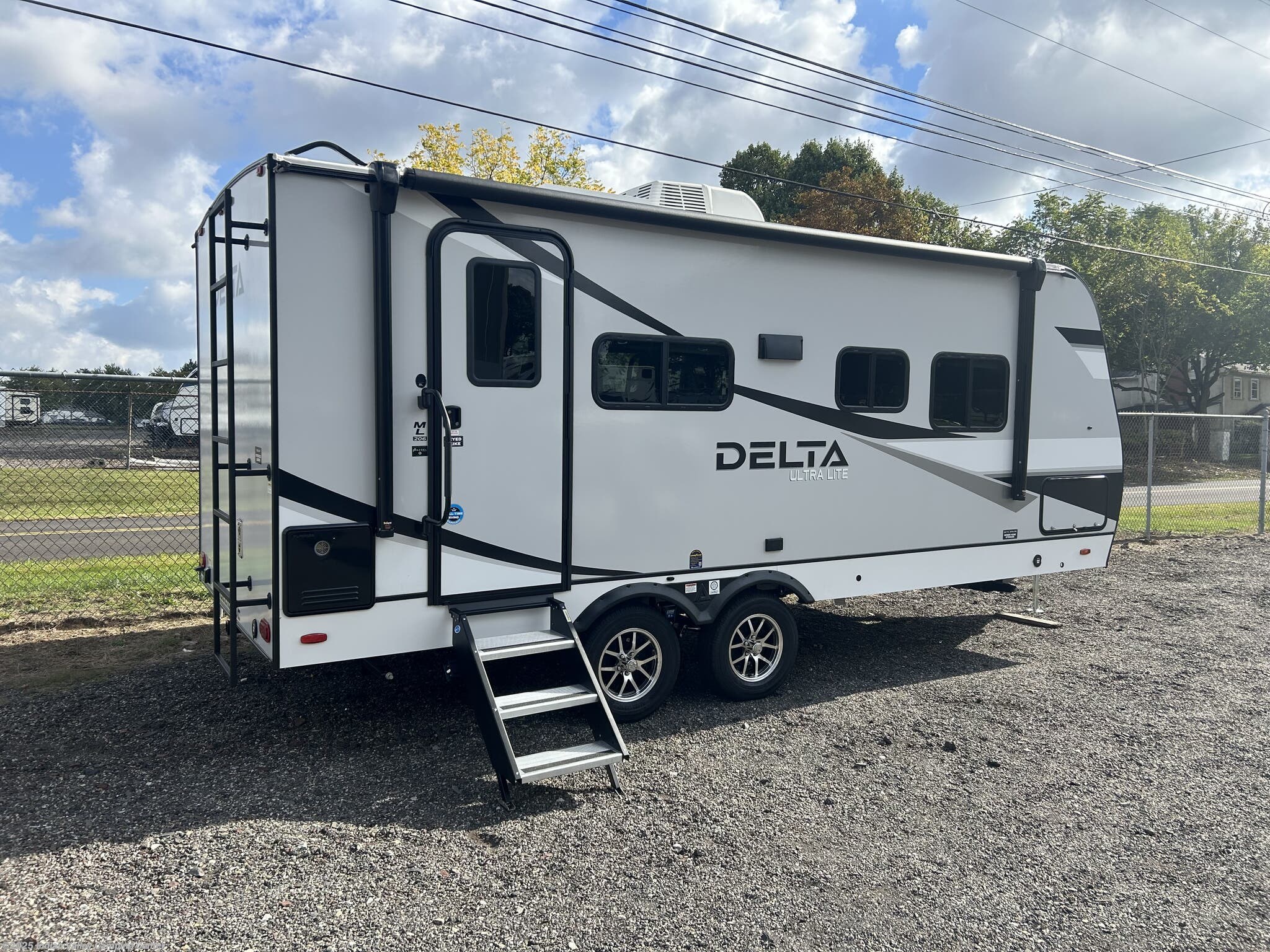 Call now about this 2026 Alliance RV Delta ML206! 2026 Alliance RV Delta ML206 - New Travel Trailer For Sale by Indian Valley Camping Center in Souderton, Pennsylvania