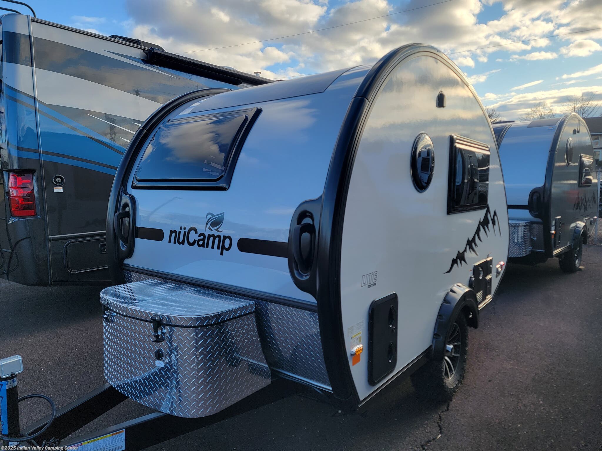 Call now about this 2025 NuCamp TAB 320 LITE! 2025 NuCamp TAB 320 LITE - New Travel Trailer For Sale by Indian Valley Camping Center in Souderton, Pennsylvania