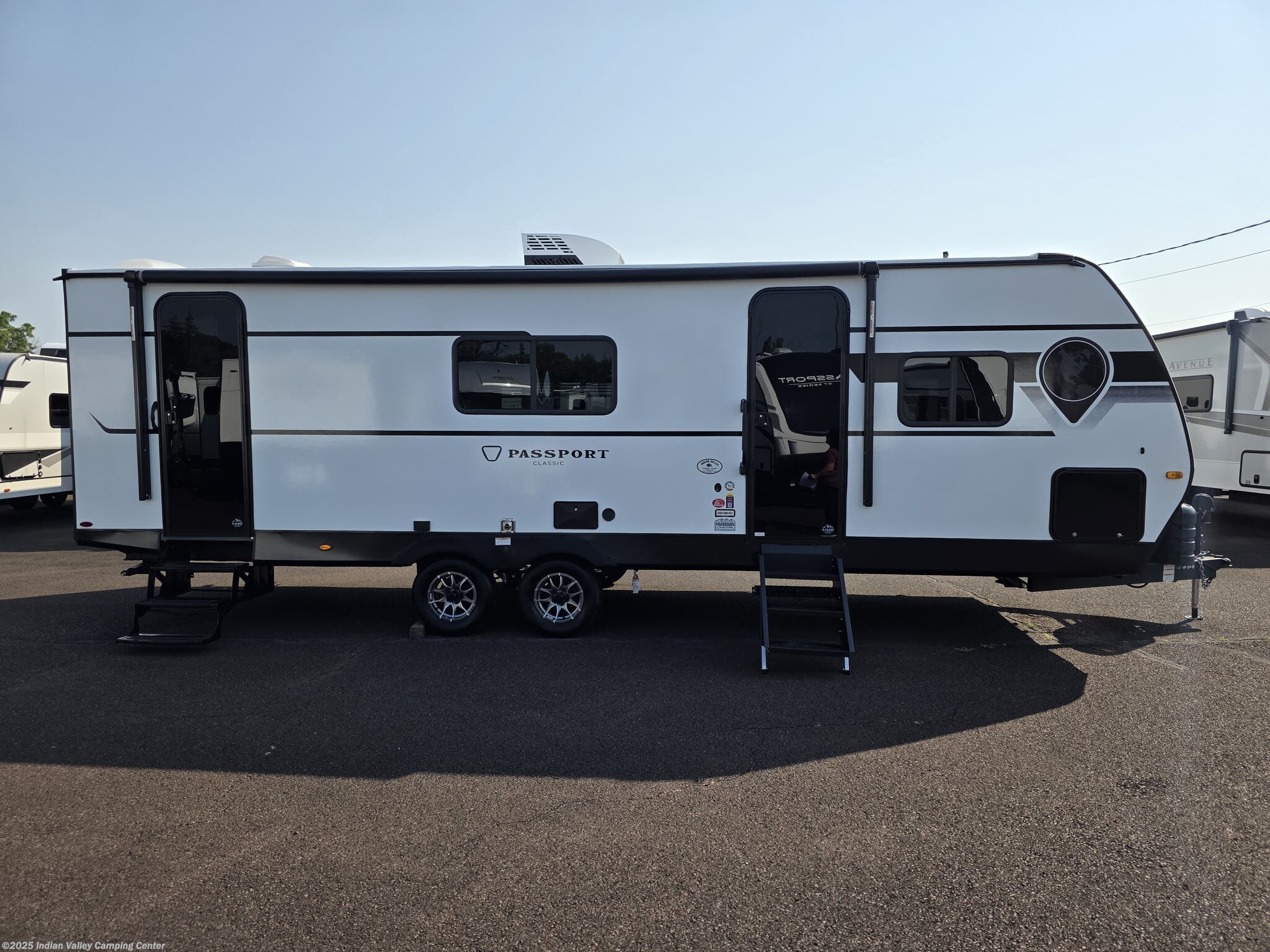 Call now about this 2026 Keystone Passport Ultra Lite 260BHC26! 2026 Keystone Passport Ultra Lite 260BHC26 - New Travel Trailer For Sale by Indian Valley Camping Center in Souderton, Pennsylvania features Awning, Water Heater, Stove Top Burner, Skylight, Shower