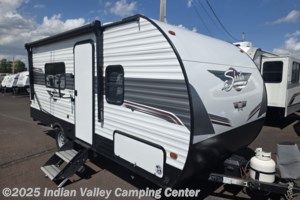 2023 Shasta Shasta 18FQ