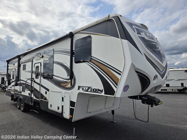 2014 Keystone Fuzion 331