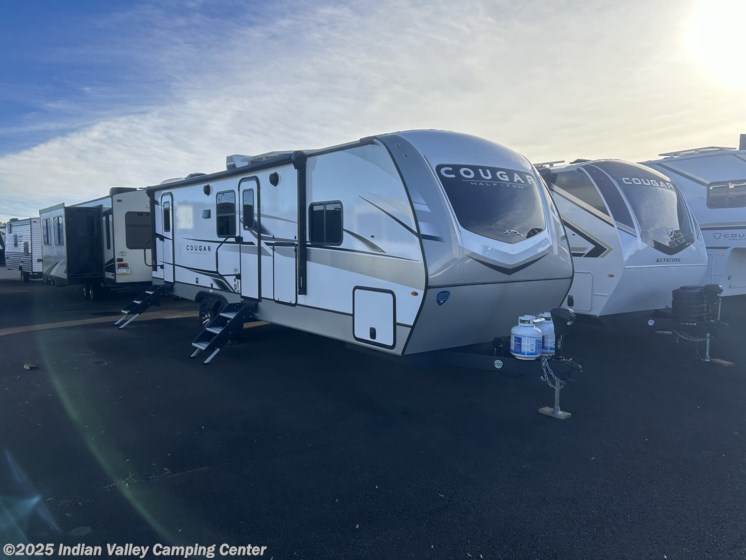 Email now about this 2025 Keystone Cougar Half-Ton 28BHS! New 2025 Keystone Cougar Half-Ton 28BHS available in Souderton, Pennsylvania