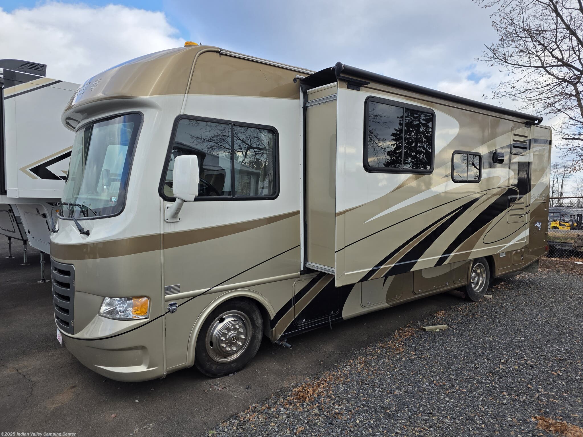 Call now about this 2013 Thor Motor Coach A.C.E. 29.2! 2013 Thor Motor Coach A.C.E. 29.2 - Used Class A For Sale by Indian Valley Camping Center in Souderton, Pennsylvania features Water Heater, TV, Slideout, Toilet, Hitch