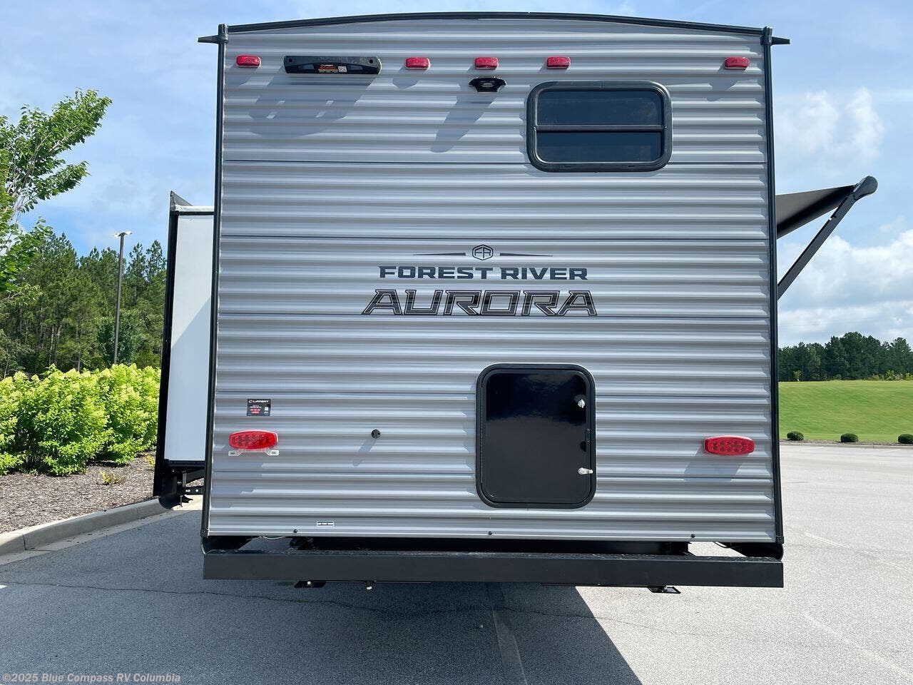 New 2025 Forest River Aurora Light 26BHS available in Lexington, South Carolina