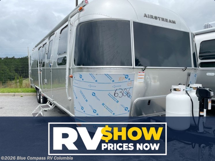 Email now about this 2025 Airstream Flying Cloud 30FB Bunk! New 2025 Airstream Flying Cloud 30FB Bunk available in Lexington, South Carolina