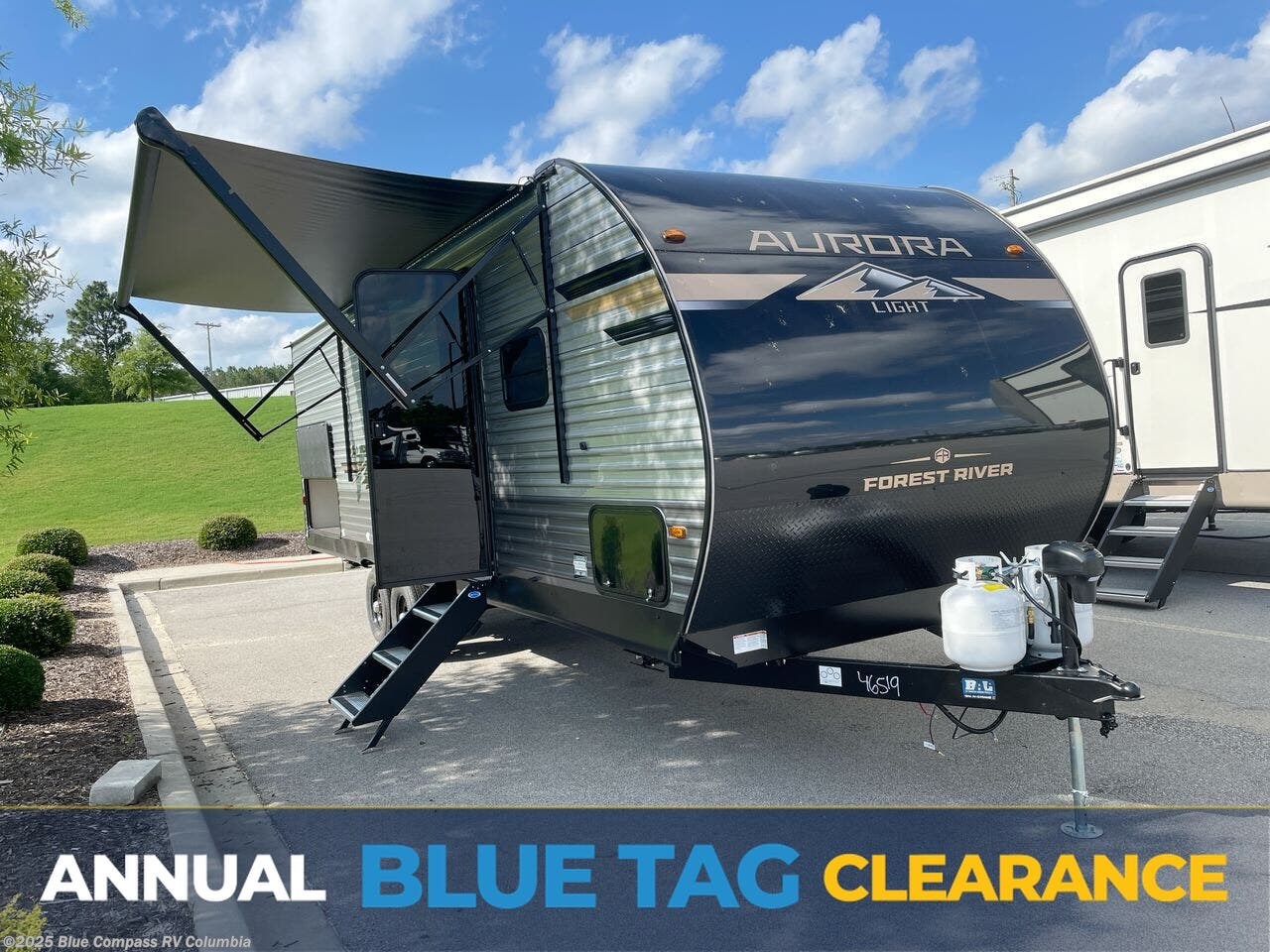 Email now about this 2026 Forest River Aurora Light 26BHS! New 2026 Forest River Aurora Light 26BHS available in Lexington, South Carolina