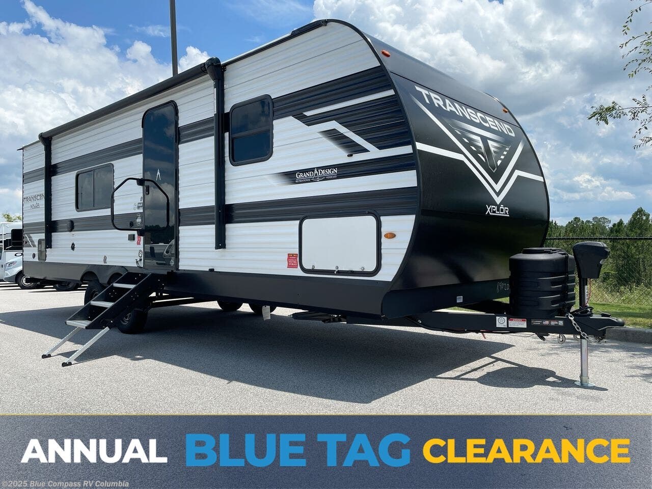 Email now about this 2026 Grand Design Transcend Xplor 24BHX! New 2026 Grand Design Transcend Xplor 24BHX available in Lexington, South Carolina