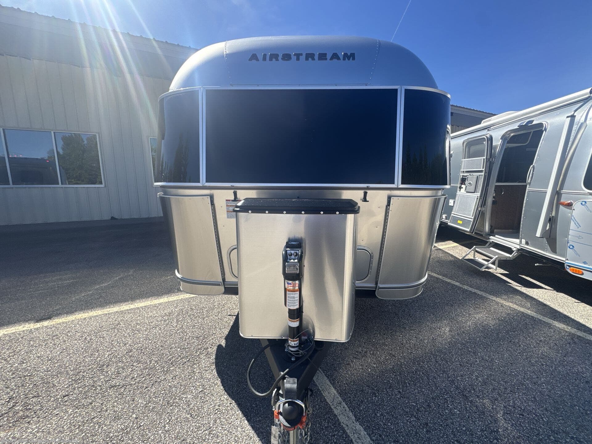 Contact us now about this 2026 Airstream Trade Wind 25FBT! 2026 Trade Wind 25FBT by Airstream from Blue Compass RV Columbia in Lexington, South Carolina