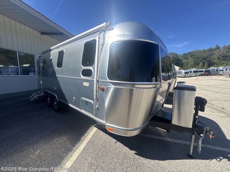 Email now about this 2026 Airstream Trade Wind 25FBT! New 2026 Airstream Trade Wind 25FBT available in Lexington, South Carolina