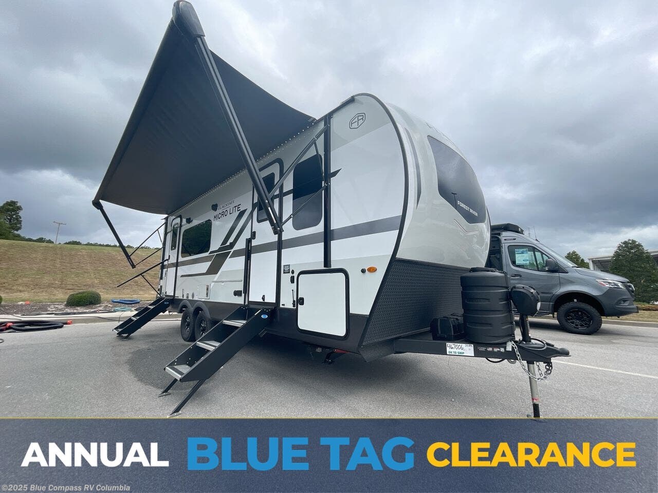 Email now about this 2026 Forest River Flagstaff Micro Lite 25SRK! New 2026 Forest River Flagstaff Micro Lite 25SRK available in Lexington, South Carolina