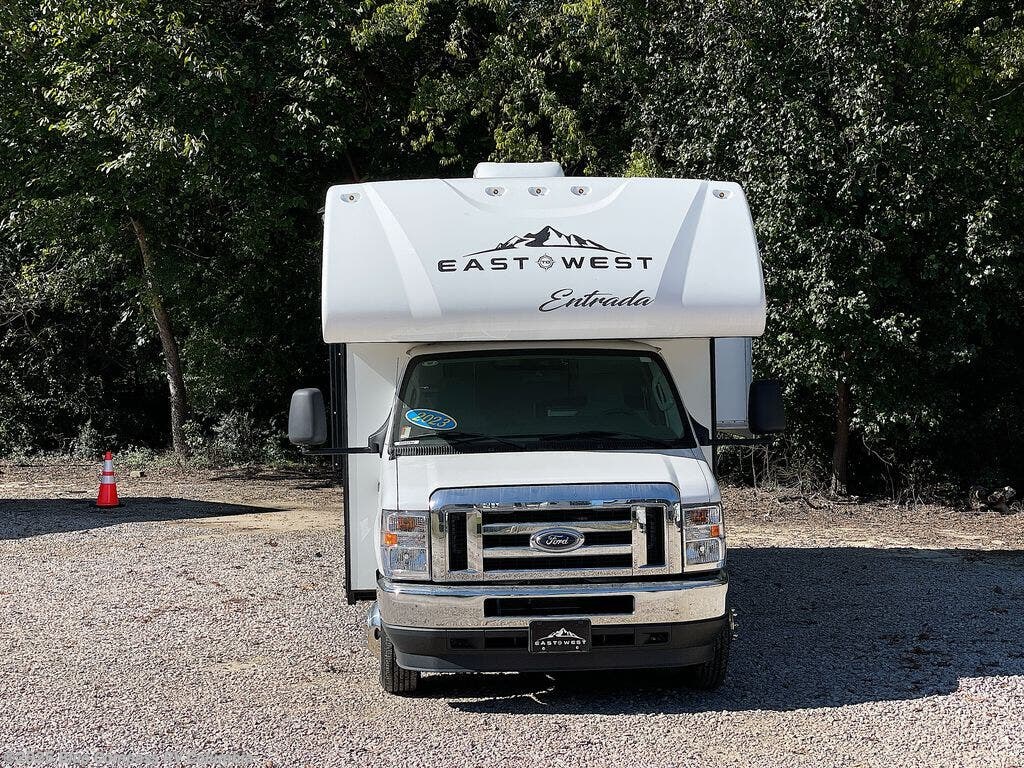 Contact us now about this 2023 East to West Entrada 2200S! 2023 Entrada 2200S by East to West from Blue Compass RV Columbia in Lexington, South Carolina