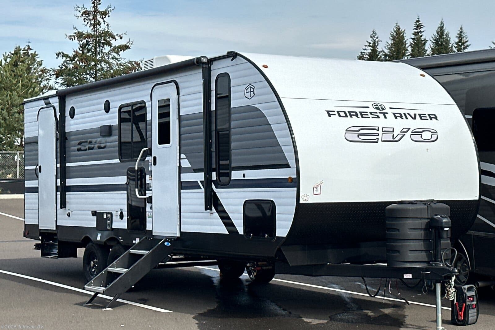 Email now about this 2025 Forest River EVO Lite Northwest 2405BHX! New 2025 Forest River EVO Lite Northwest 2405BHX available in Sandy, Oregon