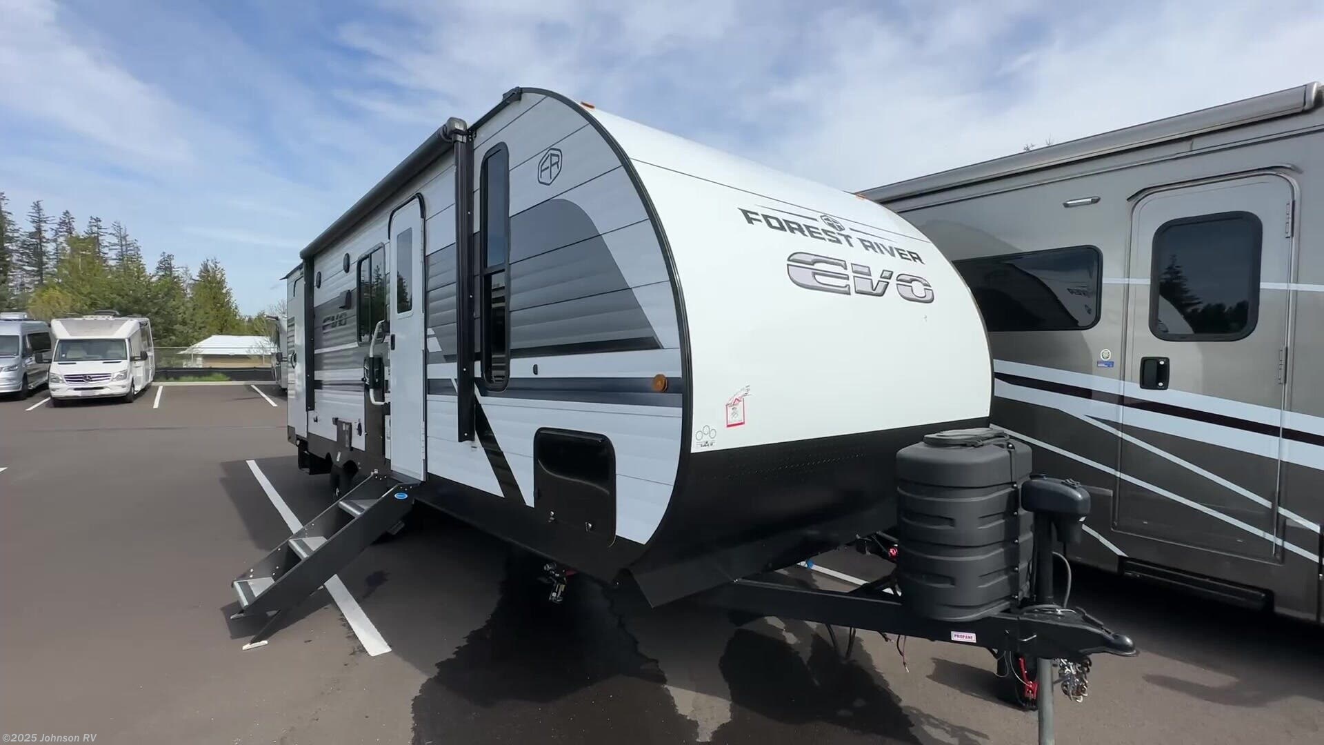 Contact us now about this 2025 Forest River EVO Lite Northwest 2405BHX! 2025 EVO Lite Northwest 2405BHX by Forest River from Johnson RV in Sandy, Oregon