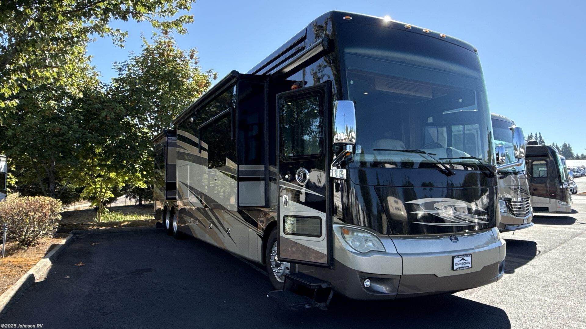 Email now about this 2014 Tiffin Allegro Bus 43 QGP! Used 2014 Tiffin Allegro Bus 43 QGP available in Sandy, Oregon
