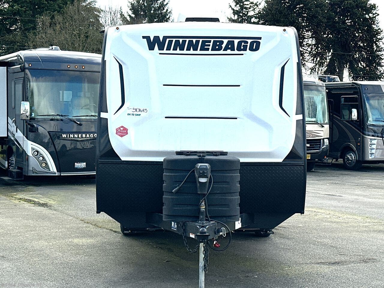 New 2025 Winnebago Micro Minnie 1720FB available in Sandy, Oregon