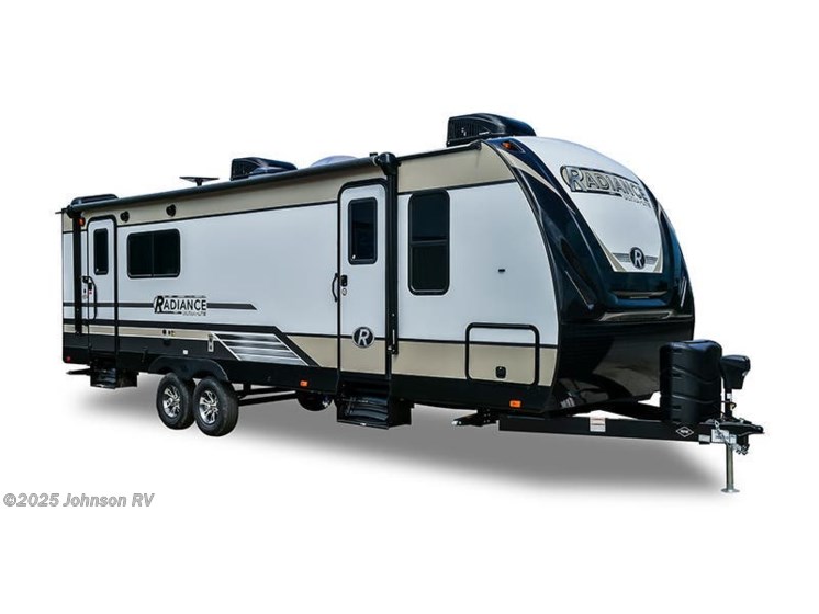 Email now about this 2018 Cruiser RV Radiance Ultra-Lite R-25RB! Used 2018 Cruiser RV Radiance Ultra-Lite R-25RB available in Sandy, Oregon