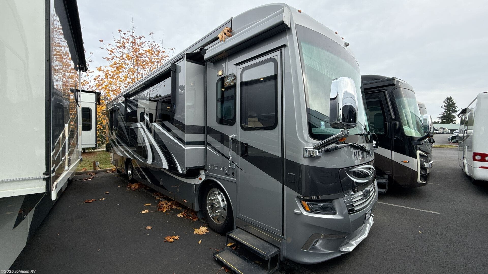 Email now about this 2019 Newmar New Aire 3343! Used 2019 Newmar New Aire 3343 available in Sandy, Oregon