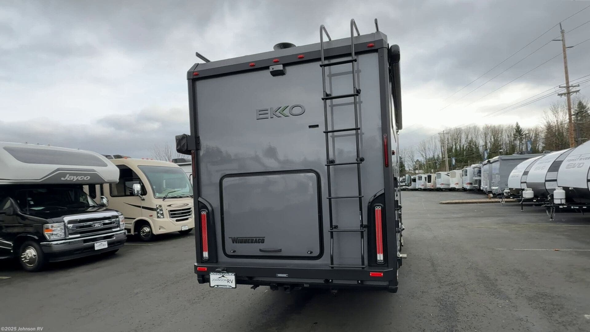 Contact us now about this 2026 Winnebago Ekko Sprinter 23B! 2026 Ekko Sprinter 23B by Winnebago from Johnson RV in Sandy, Oregon