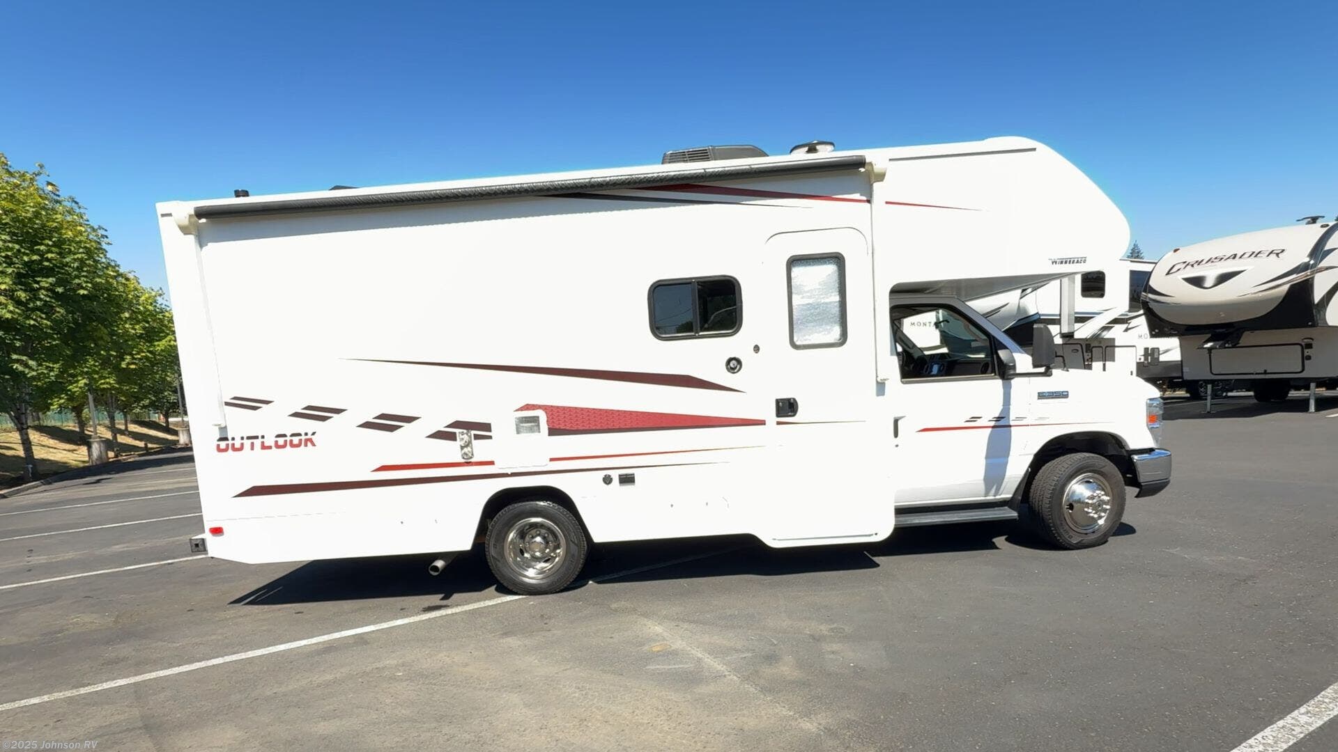 Contact us now about this 2019 Winnebago Outlook 22C! 2019 Outlook 22C by Winnebago from Johnson RV in Sandy, Oregon