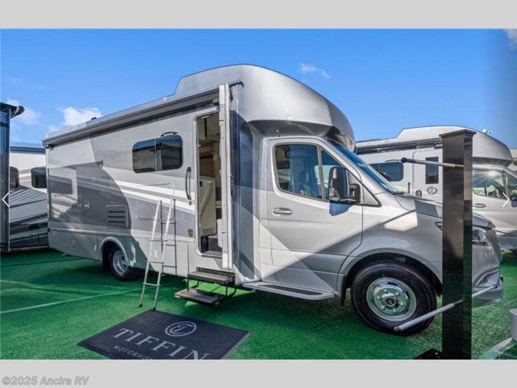 Email now about this 2023 Tiffin Wayfarer 25 RW! Used 2023 Tiffin Wayfarer 25 RW available in Boerne, Texas