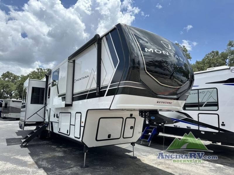 Email now about this 2026 Keystone Montana 3901RK! New 2026 Keystone Montana 3901RK available in Boerne, Texas