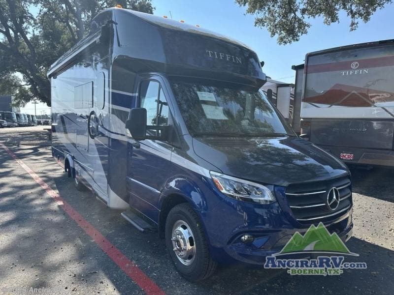 Email now about this 2026 Tiffin Wayfarer 25 XRW! New 2026 Tiffin Wayfarer 25 XRW available in Boerne, Texas