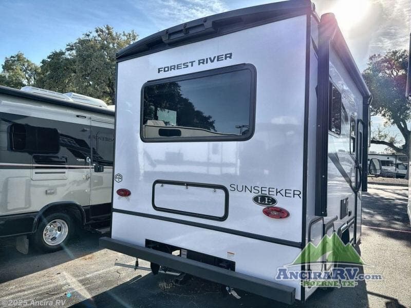 Contact us now about this 2026 Forest River Sunseeker LE 1950LE! 2026 Sunseeker LE 1950LE by Forest River from Ancira RV in Boerne, Texas