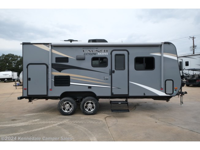 2017 Launch Mini 19MBS by Starcraft from Kennedale Camper Sales in Kennedale, Texas