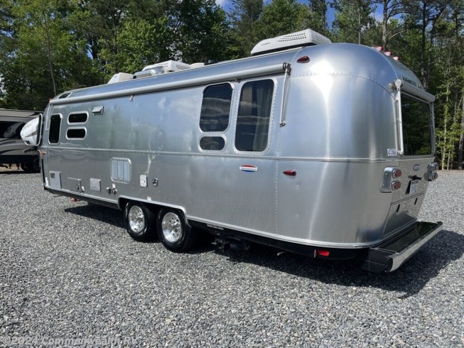 2018 Airstream International Serenity 28RB - Used Travel Trailer For Sale by Commonwealth RV in Ashland, Virginia