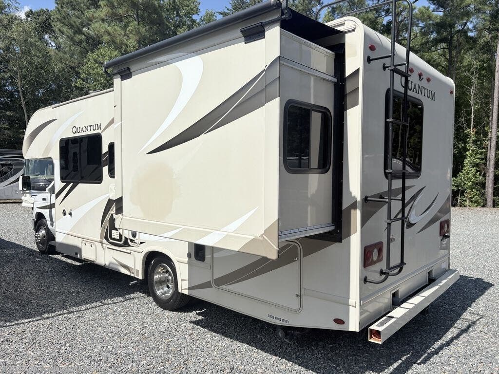 Used 2017 Thor Motor Coach Quantum RS26 Ford available in Ashland, Virginia