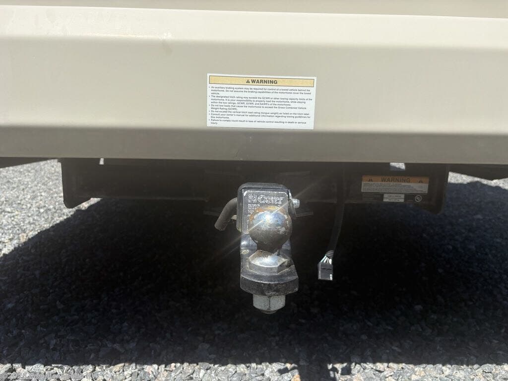 Call now about this 2015 Thor Motor Coach A.C.E. 30.1! 2015 Thor Motor Coach A.C.E. 30.1 - Used Class A For Sale by Commonwealth RV in Ashland, Virginia