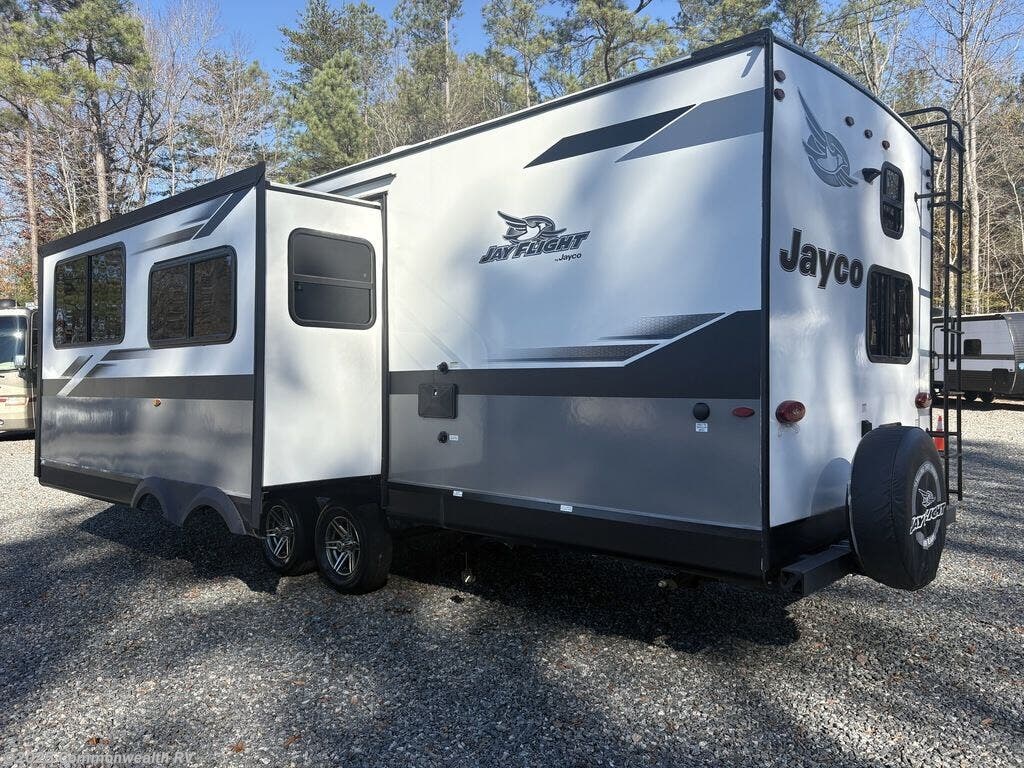 Email now about this 2022 Jayco Jay Flight 28BHS! Used 2022 Jayco Jay Flight 28BHS available in Ashland, Virginia