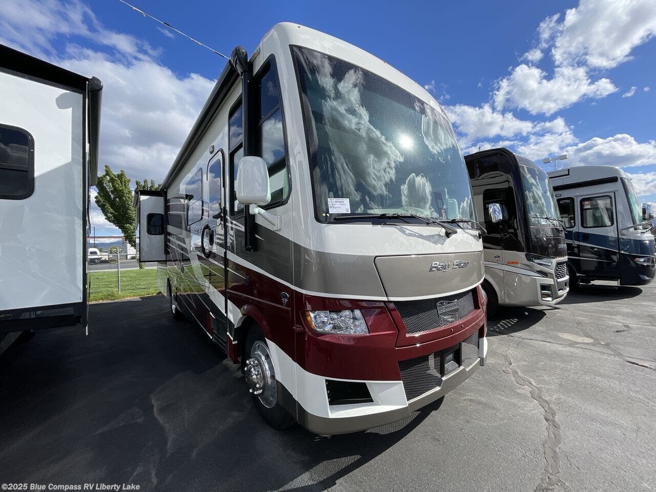 Contact us now about this 2026 Newmar Bay Star 3114! 2026 Bay Star 3114 by Newmar from Blue Compass RV Liberty Lake in Liberty Lake, Washington