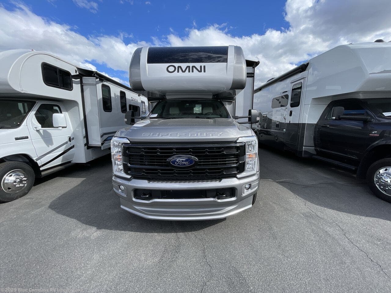 New 2026 Thor Motor Coach Omni Trail X32 available in Liberty Lake, Washington