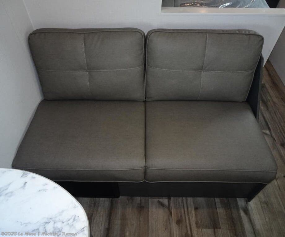 Contact us now about this 2026 Dutchmen Aspen Trail 25BH! 2026 Aspen Trail 25BH by Dutchmen from La Mesa | RecVan - Tucson in Tucson, Arizona