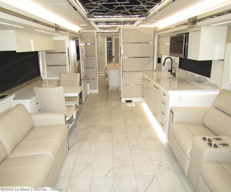 New 2025 Tiffin Zephyr 45PZ available in Tucson, Arizona