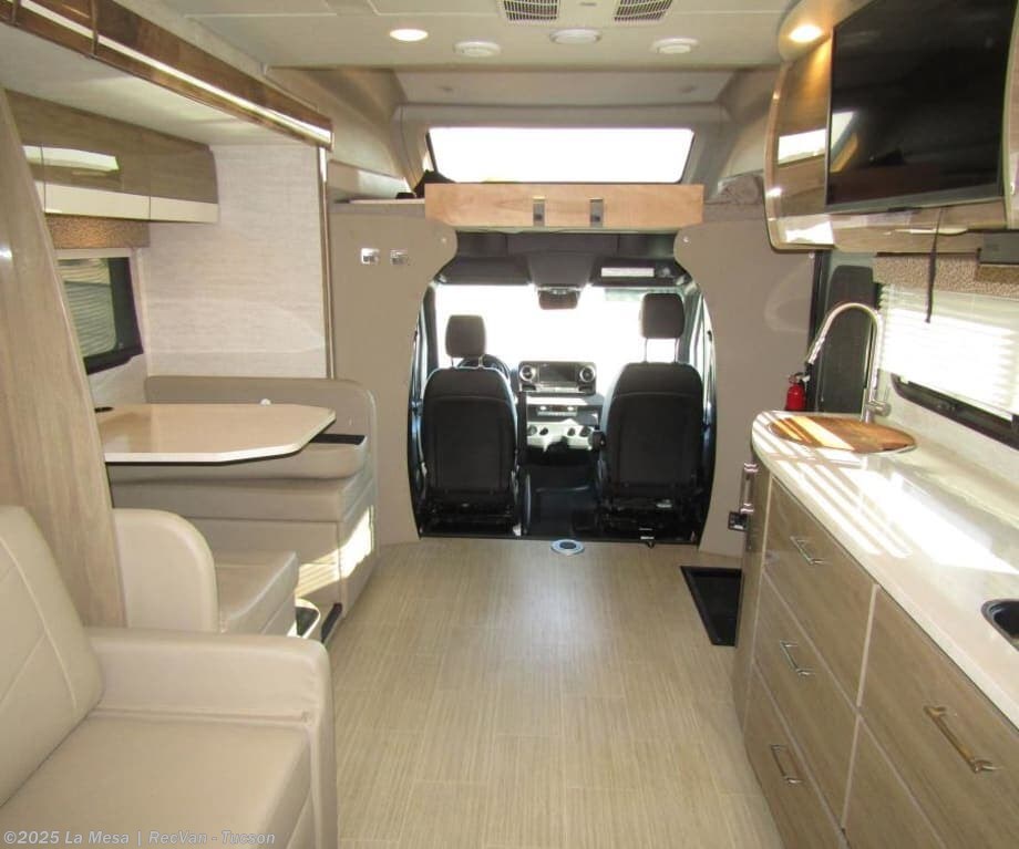 Contact us now about this 2021 Jayco Melbourne 24RP! 2021 Melbourne 24RP by Jayco from La Mesa | RecVan - Tucson in Tucson, Arizona