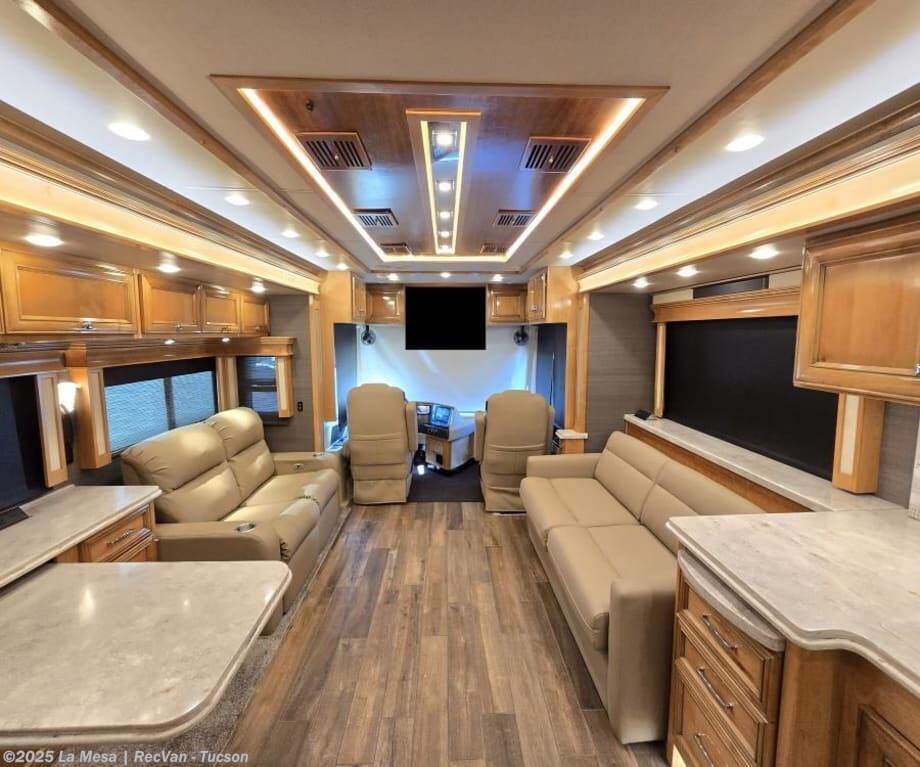 Contact us now about this 2022 Tiffin Phaeton 36SH! 2022 Phaeton 36SH by Tiffin from La Mesa | RecVan - Tucson in Tucson, Arizona