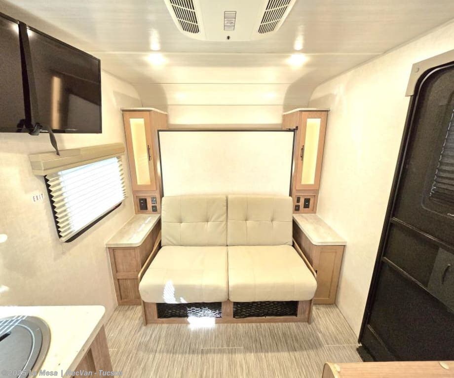 Contact us now about this 2022 Forest River NO BOUNDERIES NB19.3! 2022 NO BOUNDERIES NB19.3 by Forest River from La Mesa | RecVan - Tucson in Tucson, Arizona