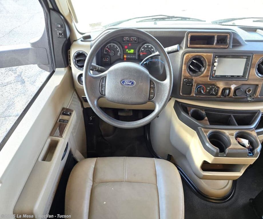 Call now about this 2020 Thor Motor Coach Chateau 31W! 2020 Thor Motor Coach Chateau 31W - Used Class C For Sale by La Mesa | RecVan - Tucson in Tucson, Arizona